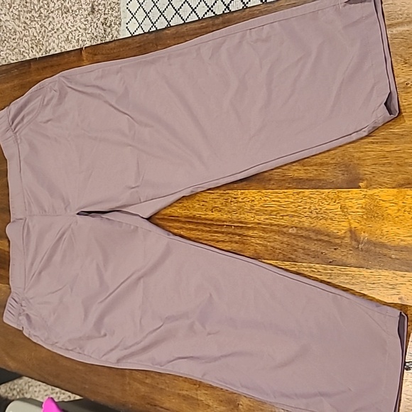 Eddie Bauer dry fit Traveling Pants Size Xl - Picture 2 of 8